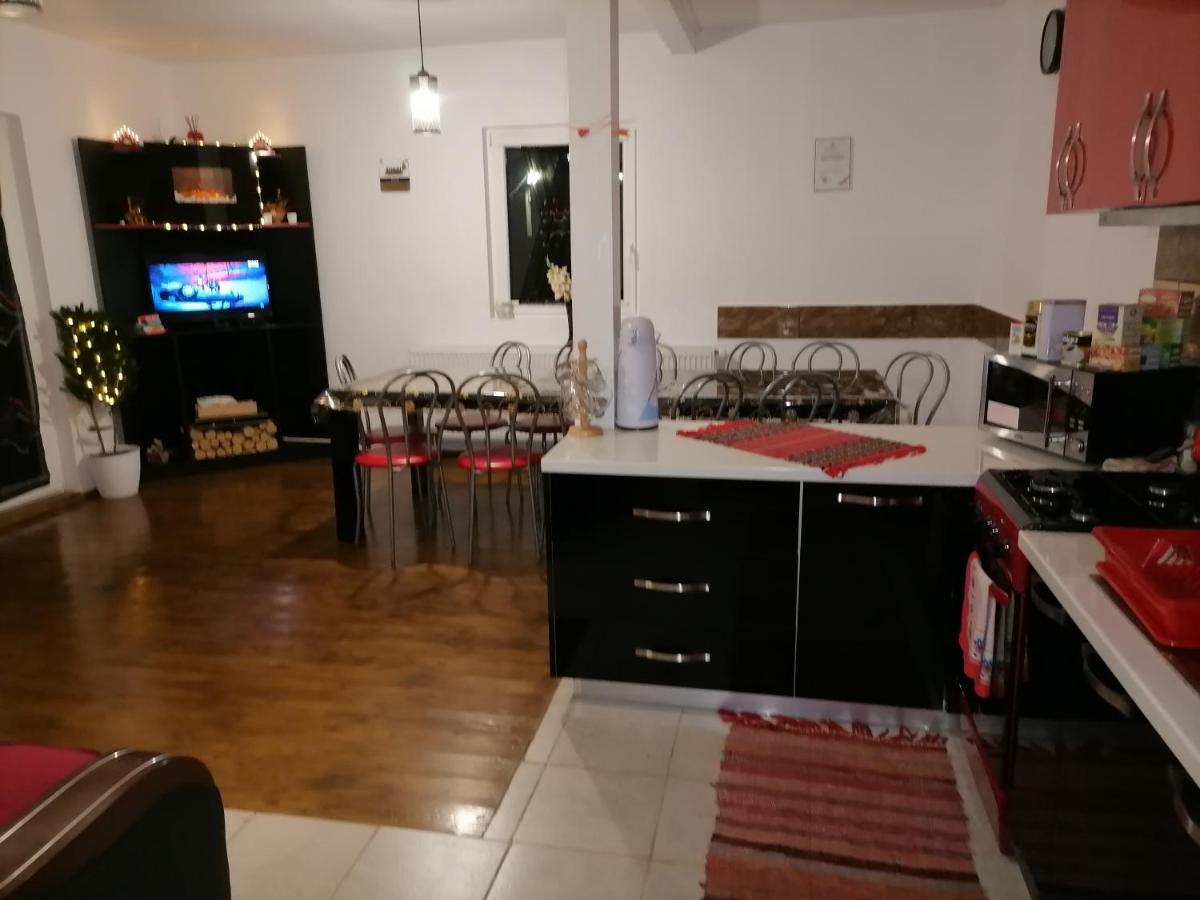 Pensiunea Izabel Lacu Rosu Exterior foto